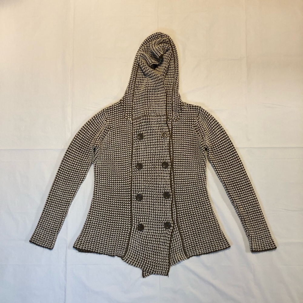 Effeci Women’s Long Sleeve Button Closure Brown White Hooded Cardigan Sweater PS